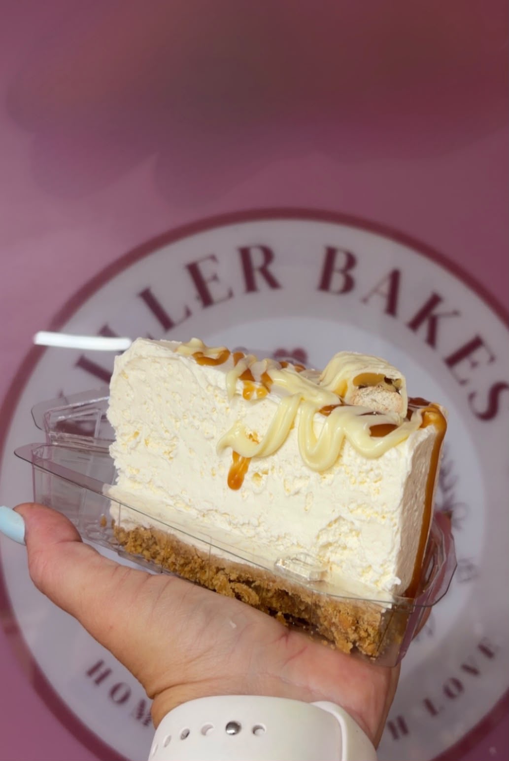 Killer Bakes XL Cheesecake White Twix