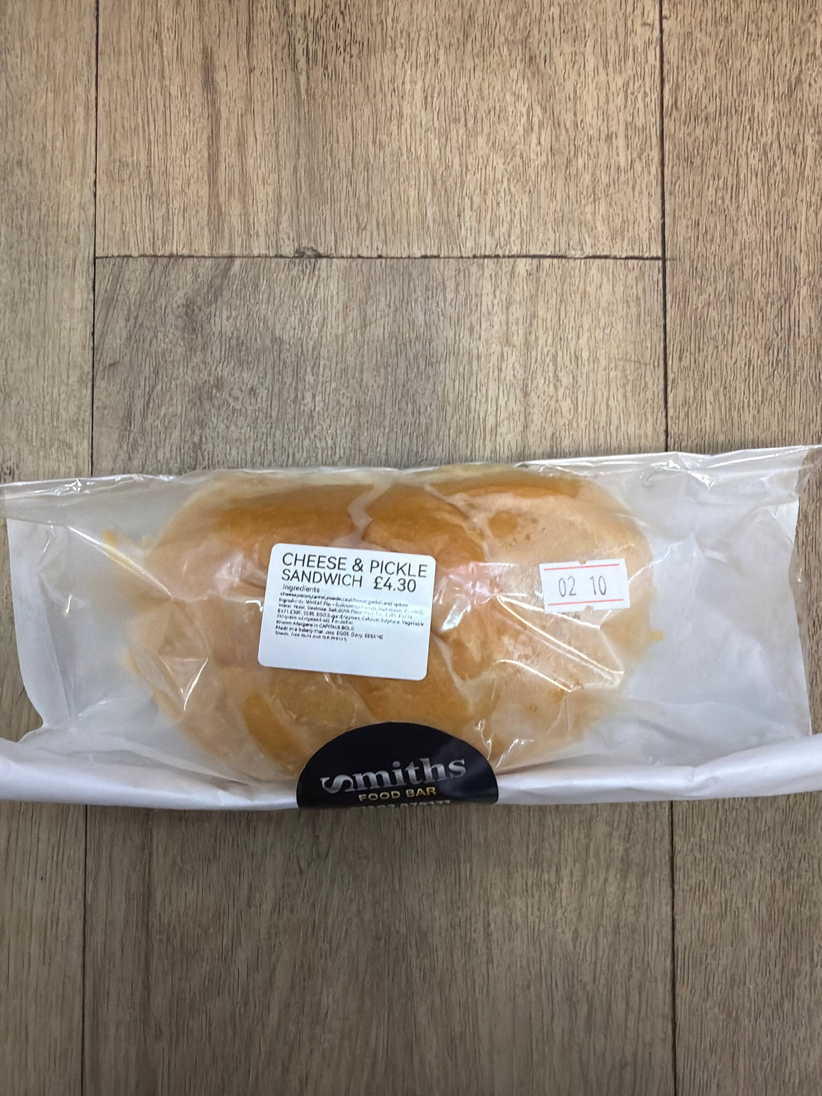 Smiths Food Bar Cheese & Pickle Sandwich
