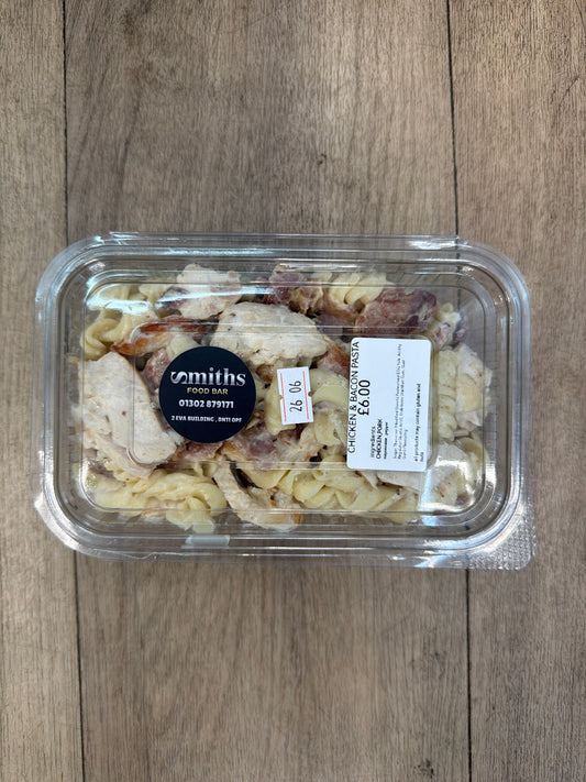 Smiths Food Bar Chicken & Bacon Pasta Box